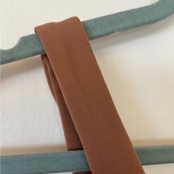 Pink clay align tank size 6 - Picture 4 of 5